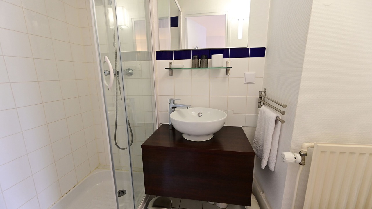 Photo of Bathroom in Montainville