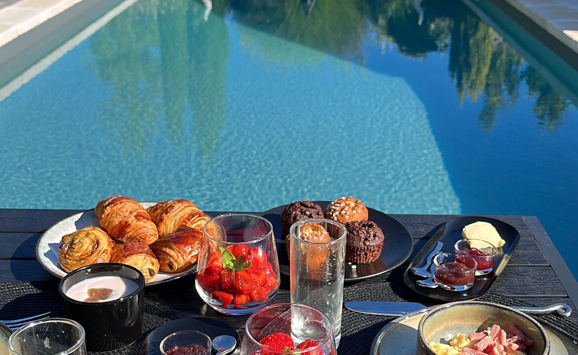 Photo of Others in Sainte-Alvere-Saint-Laurent-les-Batons