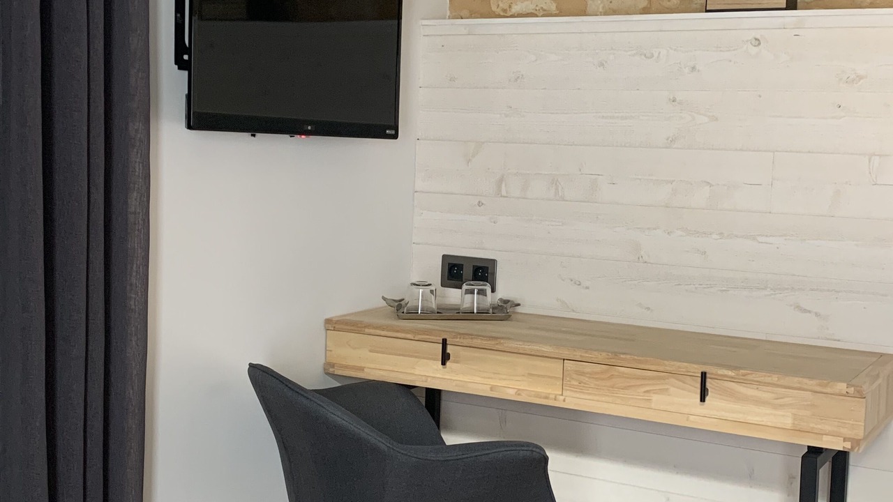 Photo of Bedroom in Sainte-Alvere-Saint-Laurent-les-Batons