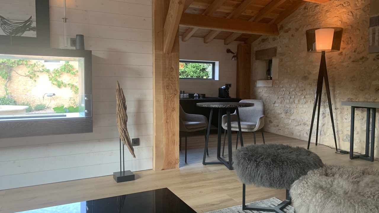 Photo of Others in Sainte-Alvere-Saint-Laurent-les-Batons