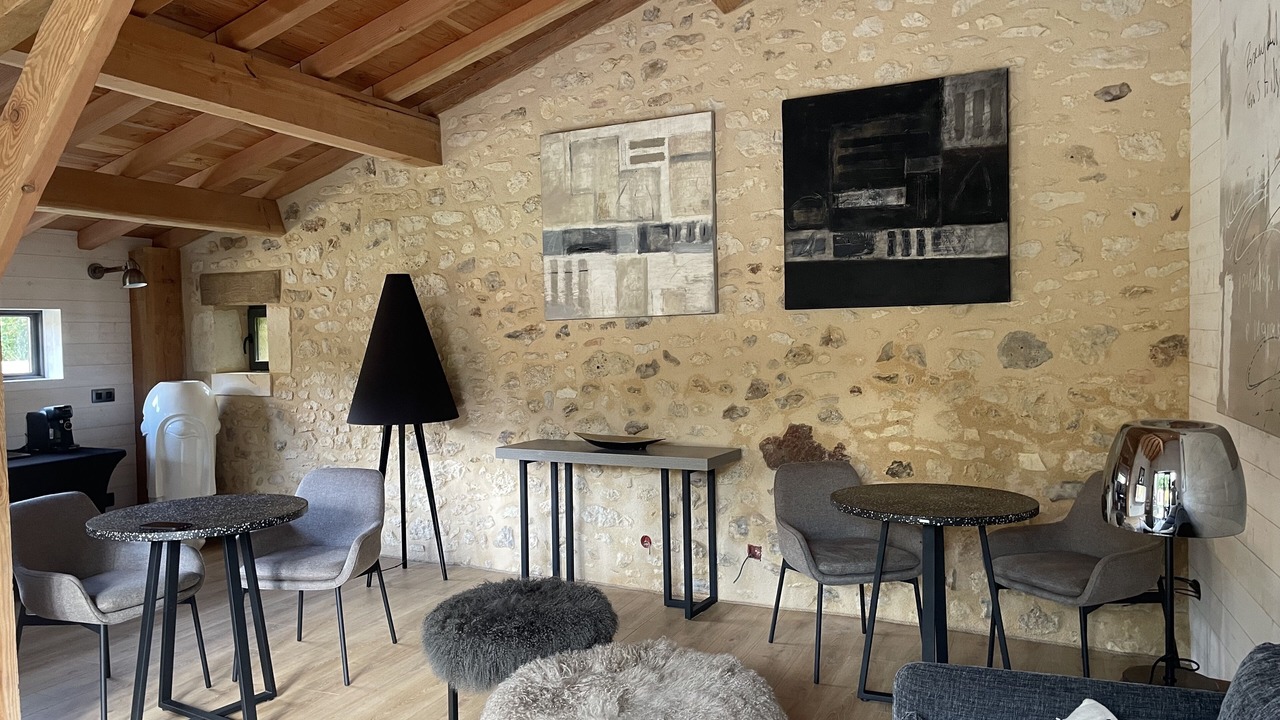 Photo of Others in Sainte-Alvere-Saint-Laurent-les-Batons