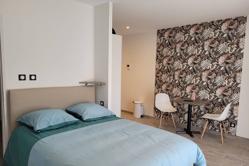 Photo of Bedroom in Carmaux