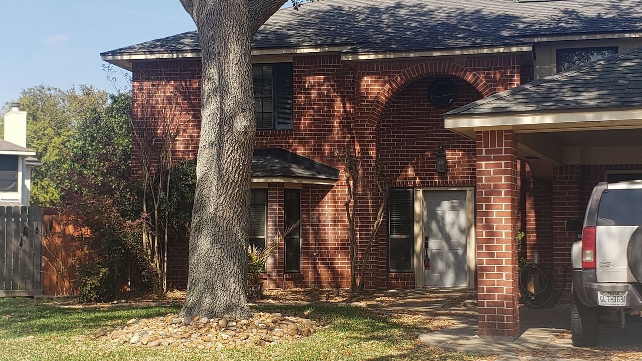 Photo of Outdoor in Pecan Grove