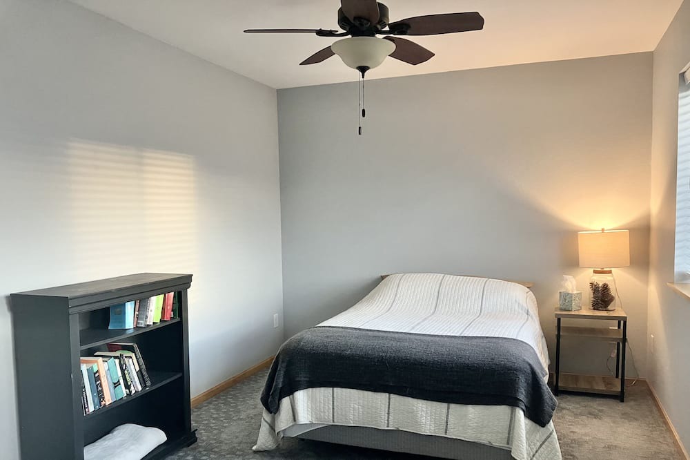 Photo of Bedroom in Lincoln