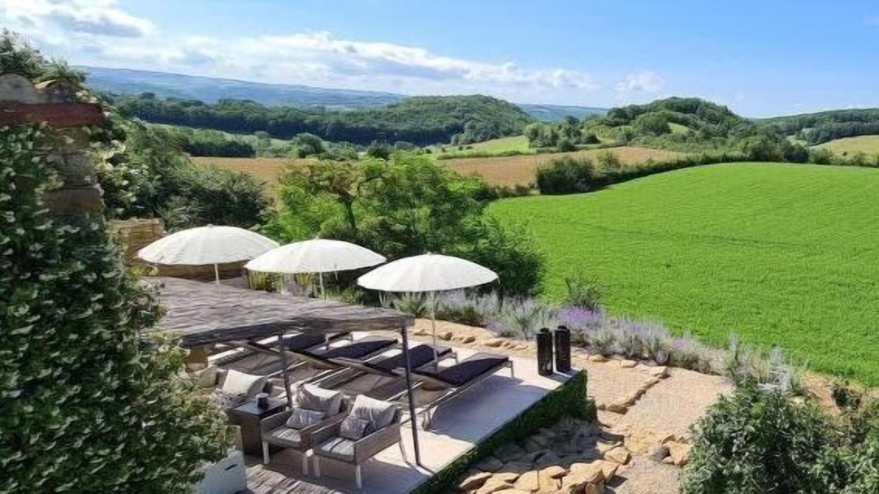Photo of Outdoor in Villeneuve d'Aveyron
