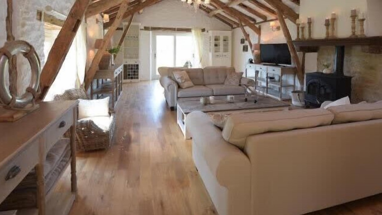 Photo of Livingroom in Villeneuve d'Aveyron
