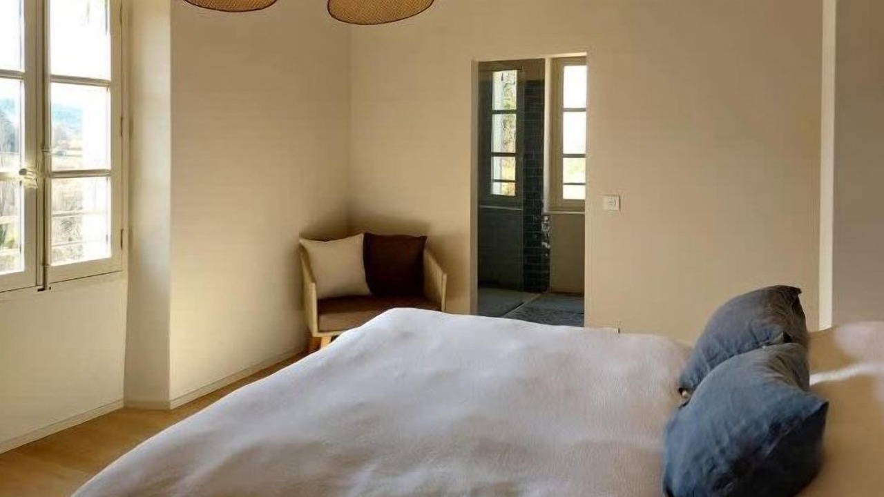 Photo of Others in Viens