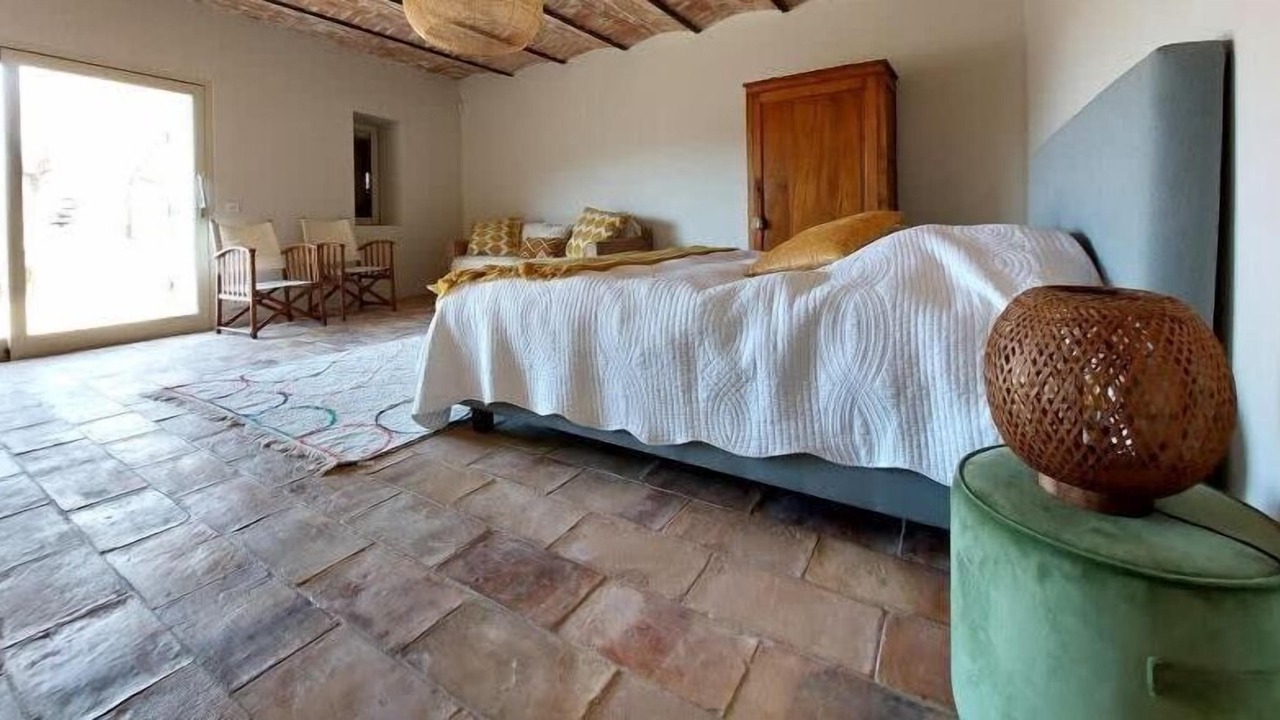 Photo of Others in Viens