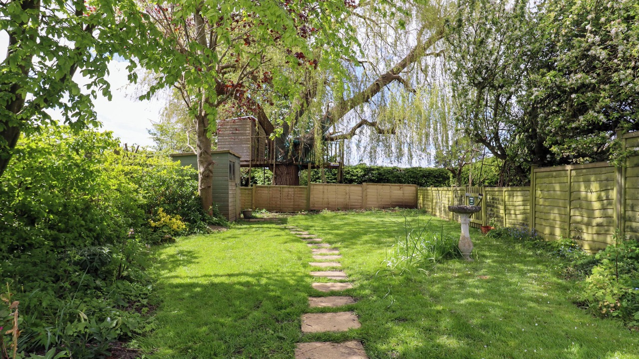 Photo of Others in Peopleton