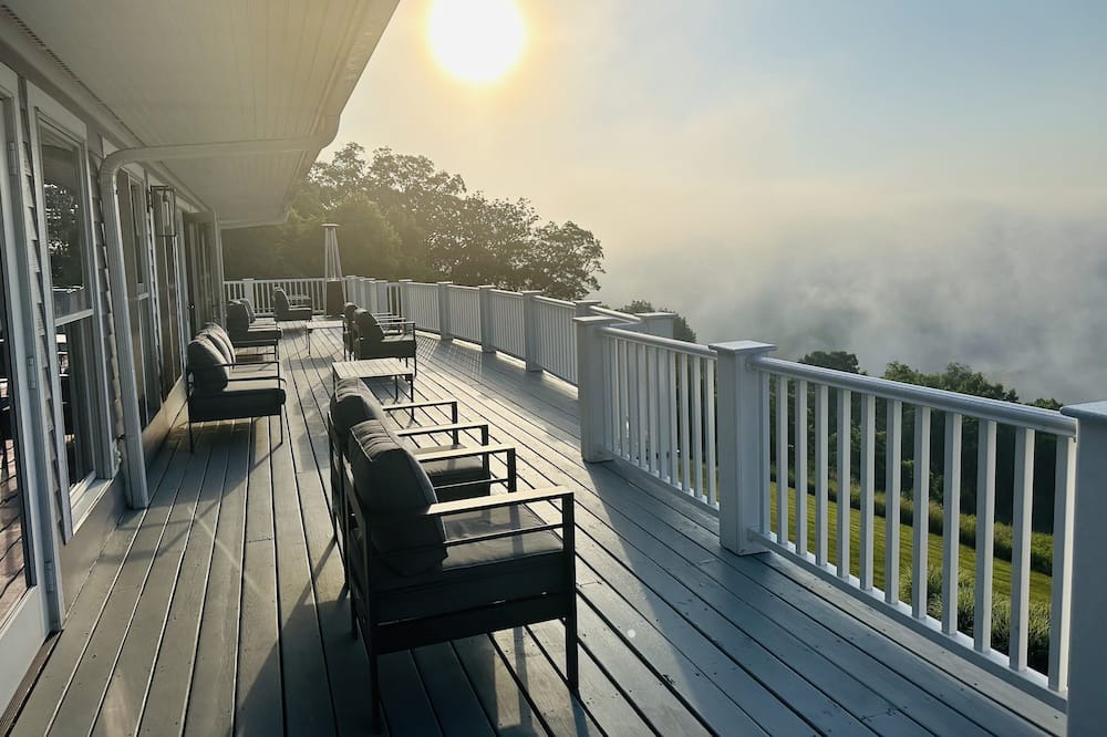 Photo of Patio Balcony in Goldbond