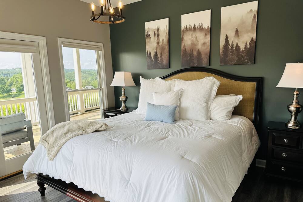 Photo of Bedroom in Goldbond