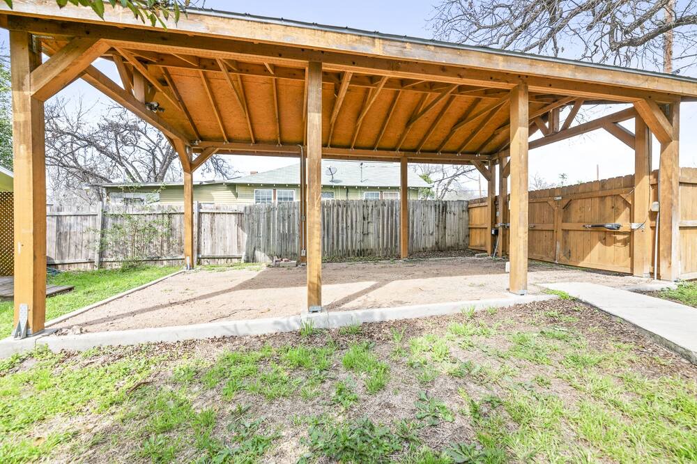 Photo of Outdoor in Eastside Promise Neighborhood