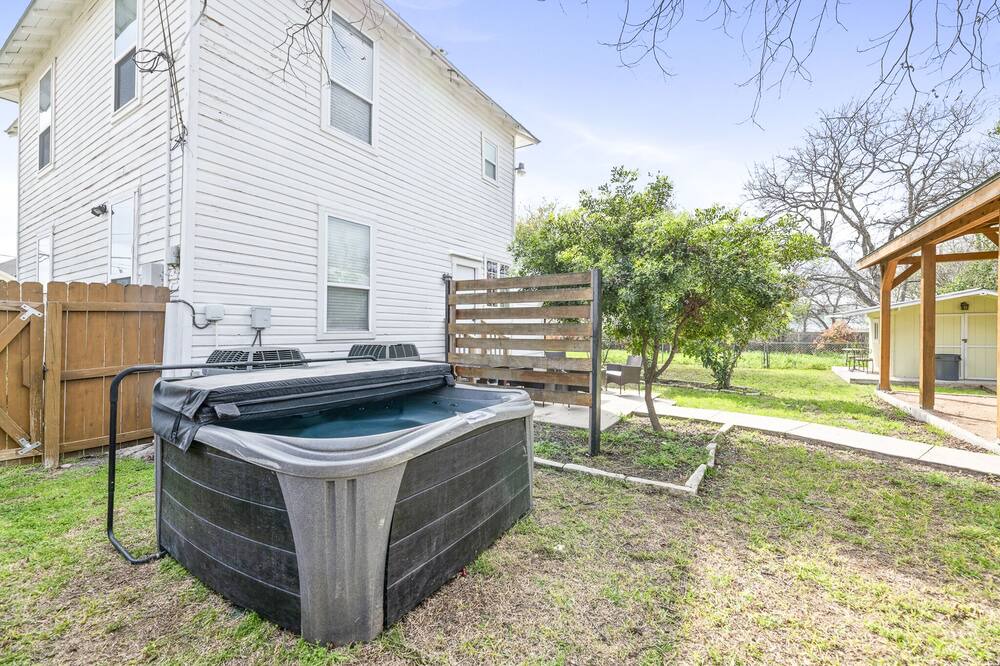 Photo of Outdoor in Eastside Promise Neighborhood