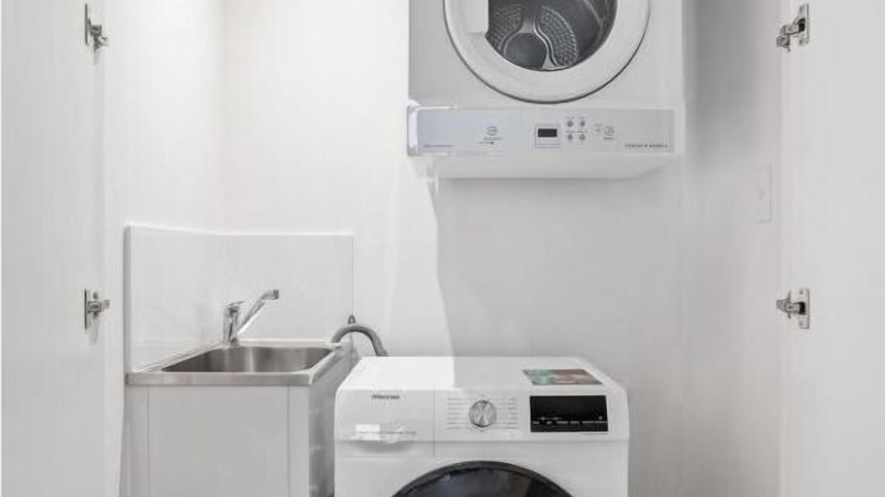 Photo of Others in Newstead