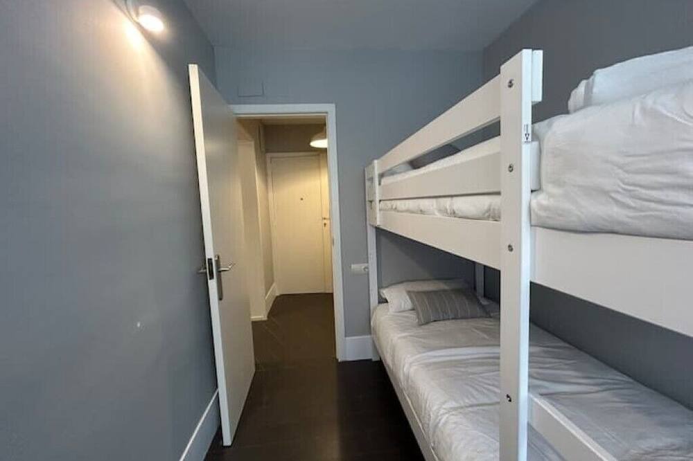 Photo of Bedroom in Terrassa