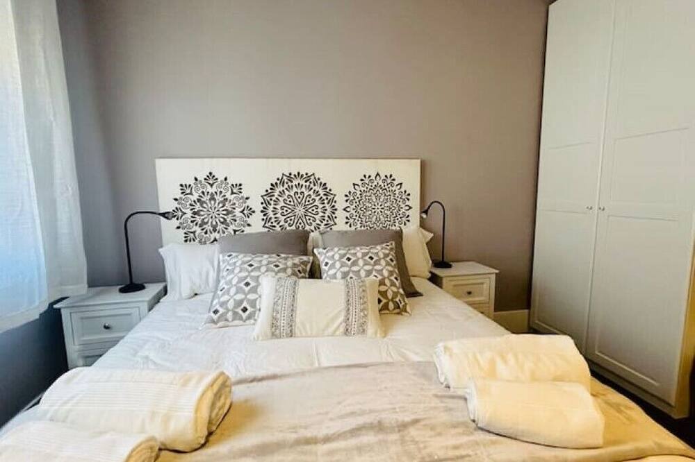 Photo of Bedroom in Terrassa
