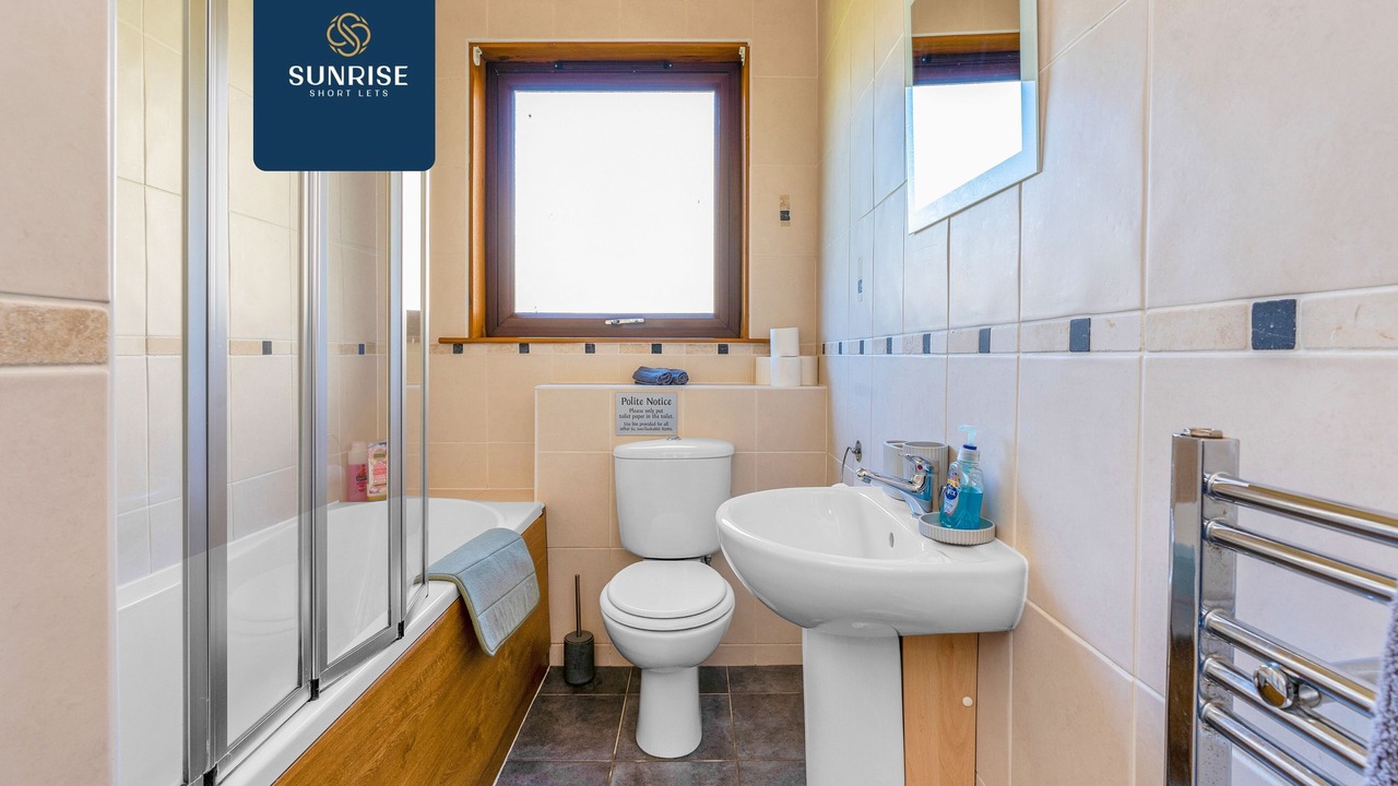 Photo of Bathroom in Glenisla