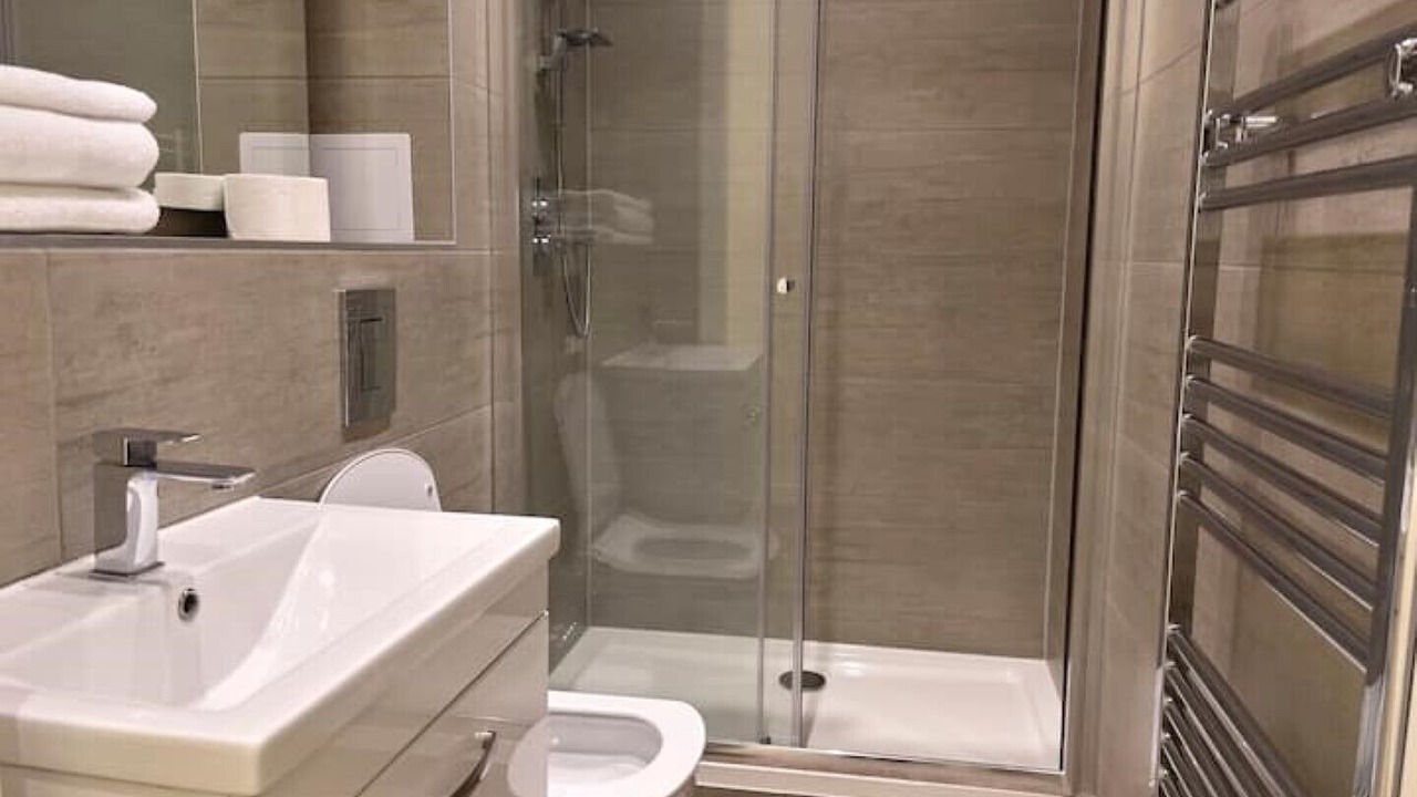 Photo of Others in Great Linford