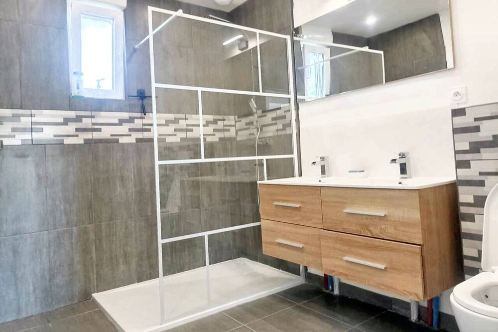 Photo of Bathroom in Berneval-le-Grand