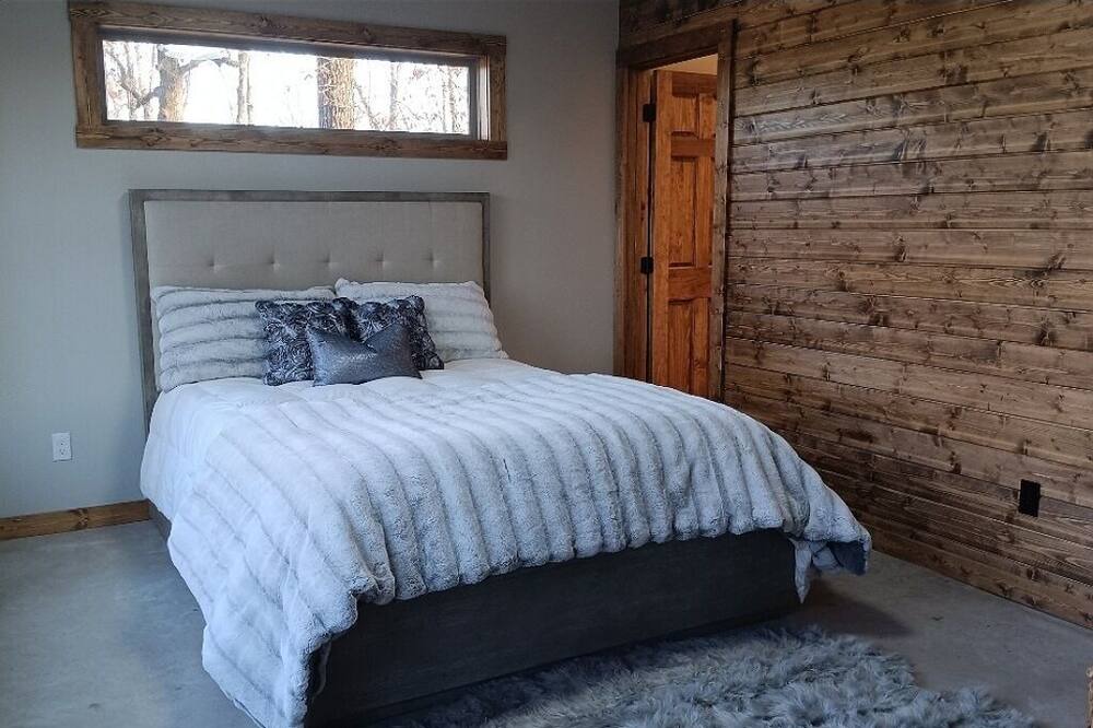 Photo of Bedroom in Tishomingo