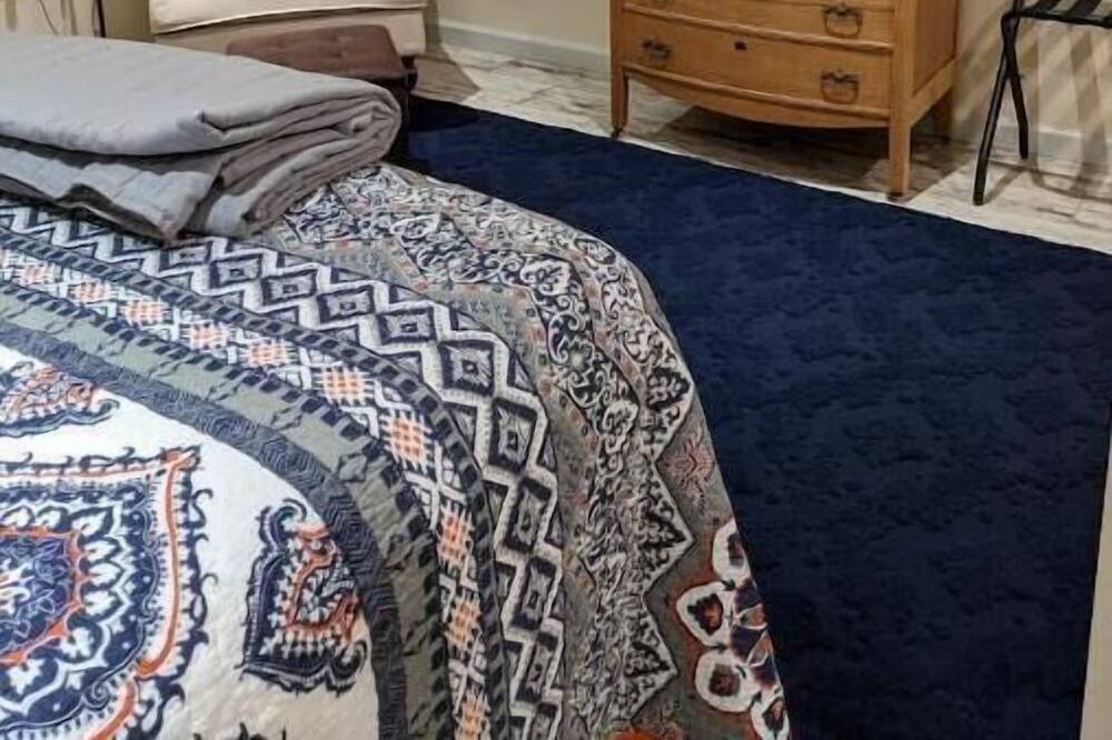 Photo of Bedroom in Centre Hall