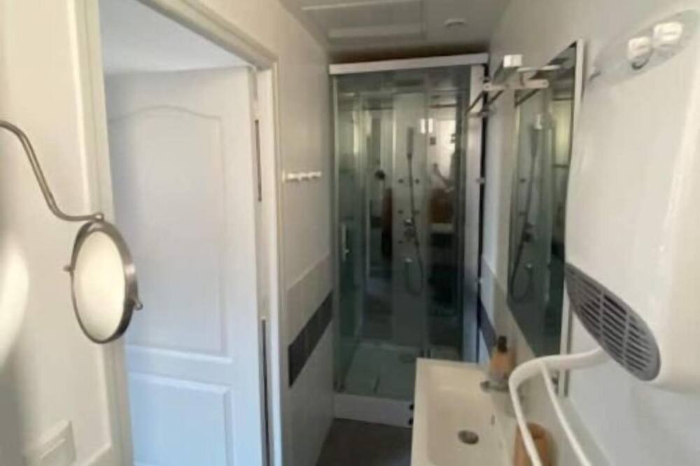 Photo of Bathroom in Mers-les-Bains