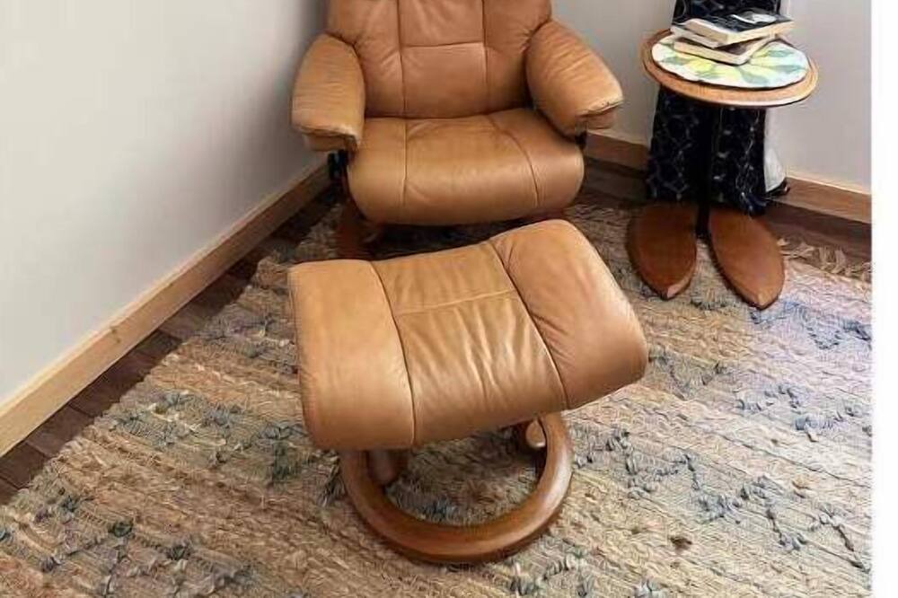Photo of Livingroom in Irons