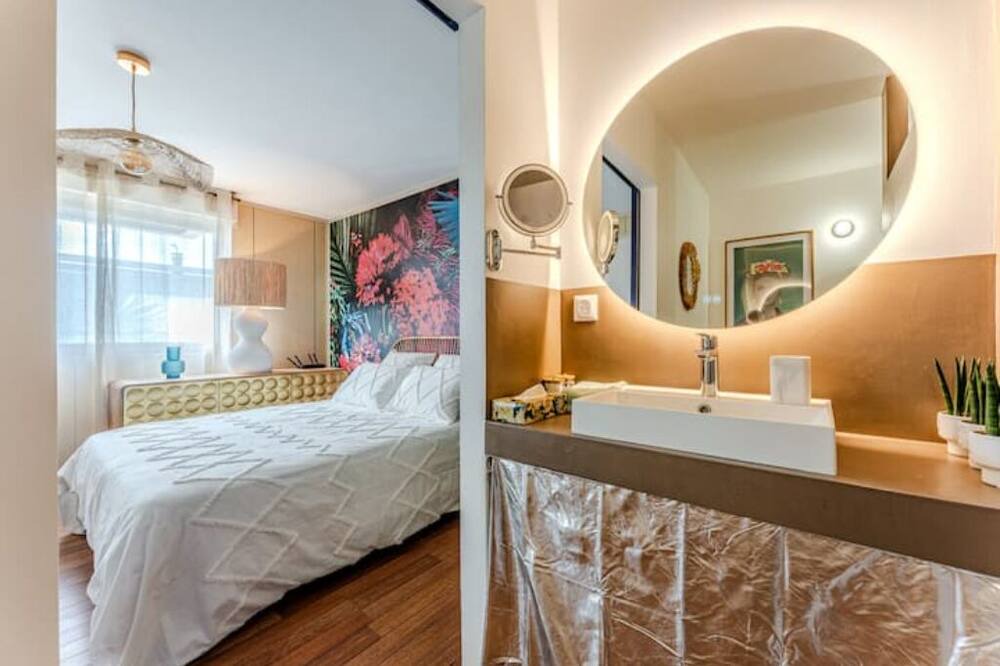 Photo of Bedroom in Cadaujac