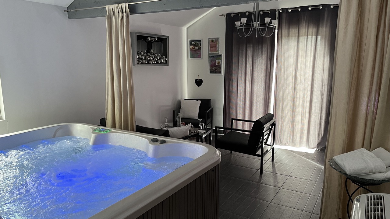 Photo of Others in Eyliac