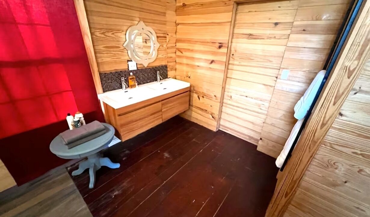 Photo of Bathroom in Mc Caskill