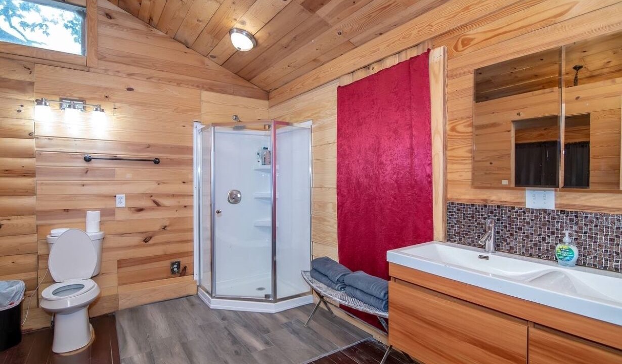 Photo of Bathroom in Mc Caskill