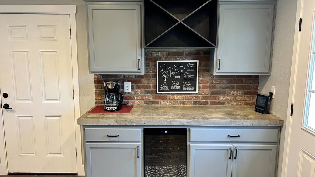 Photo of Kitchen in Benton City