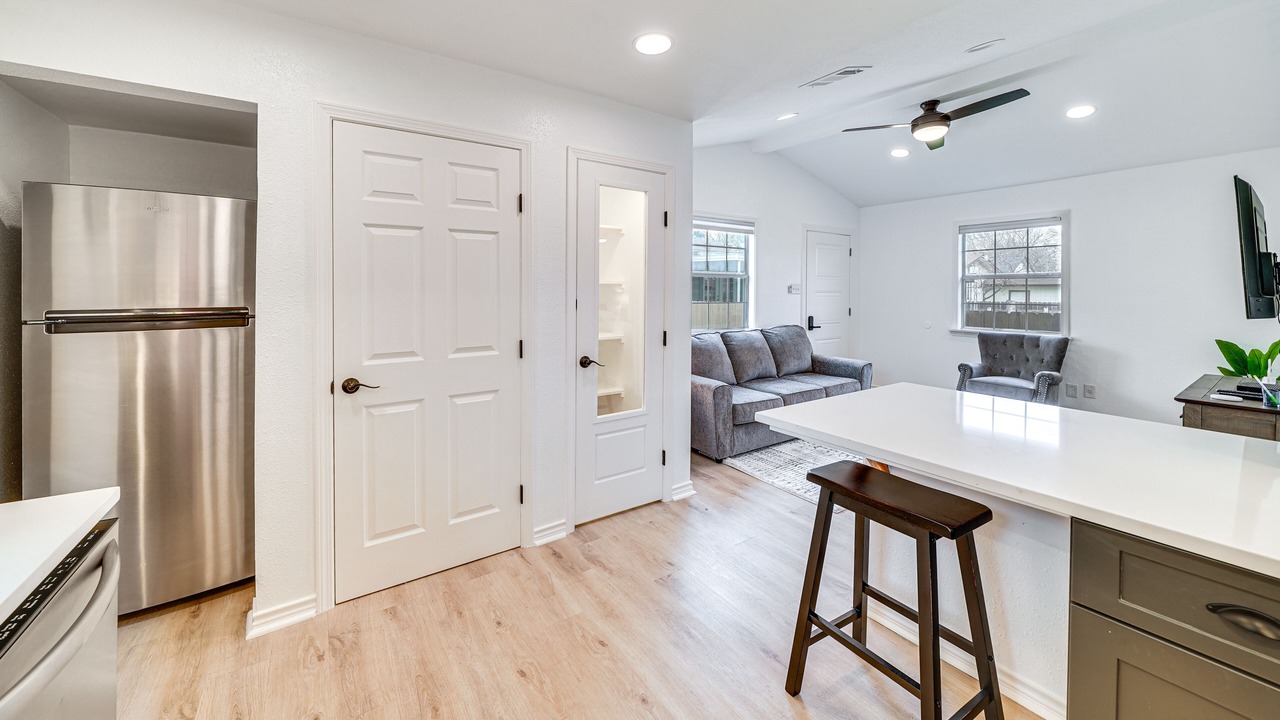 Photo of Kitchen in Northwest Los Angeles Heights