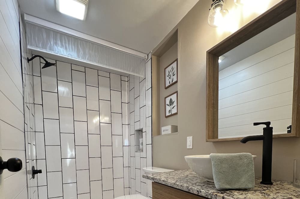 Photo of Bathroom in Buchanan