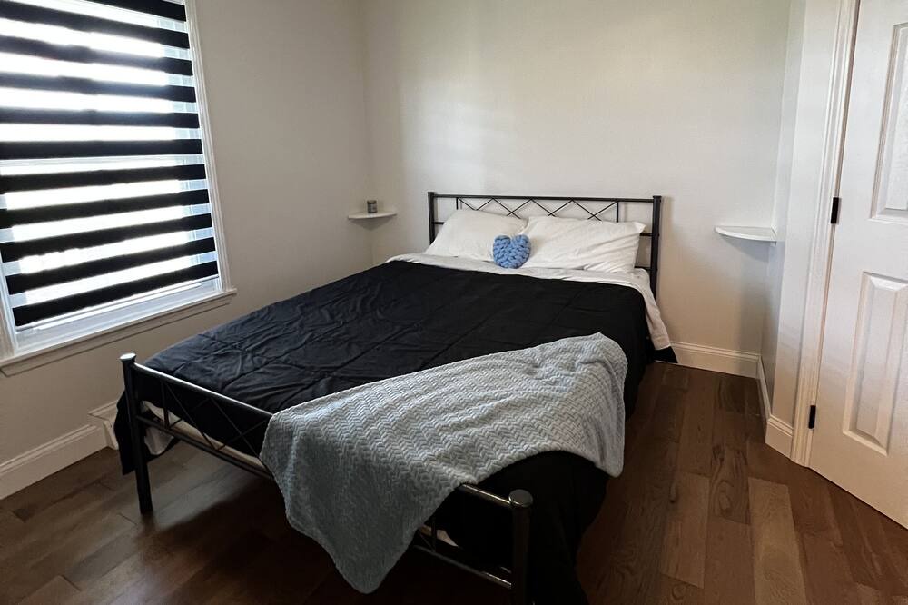 Photo of Bedroom in Buchanan