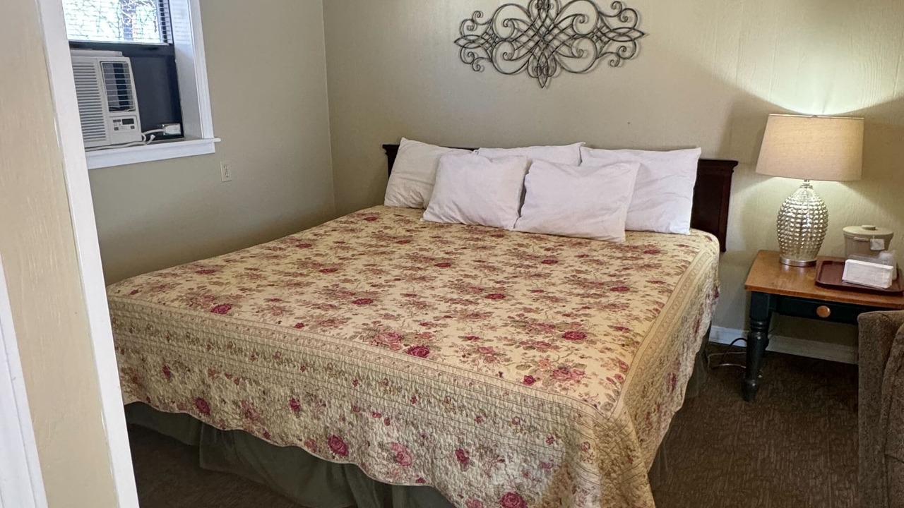 Photo of Bedroom in Yellville