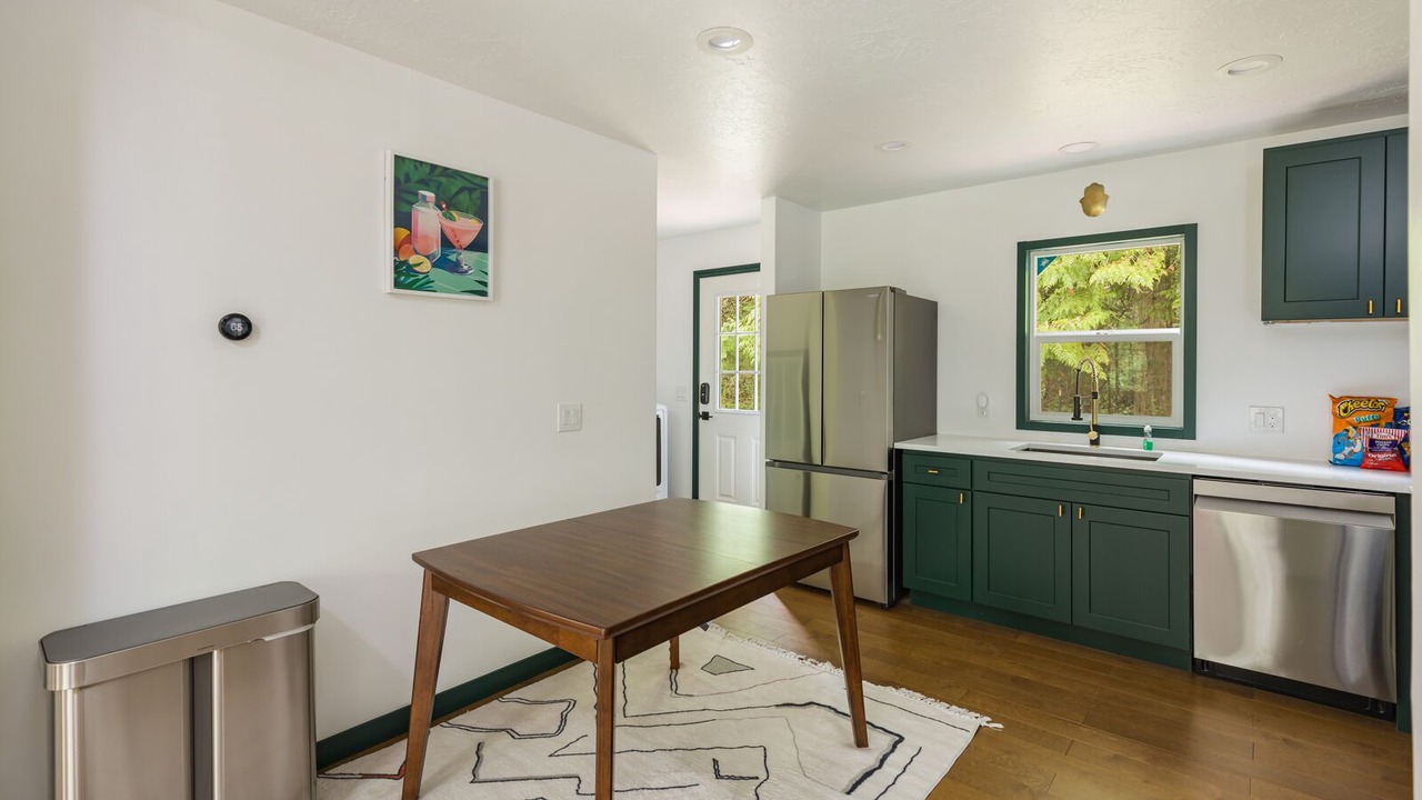 Photo of Kitchen in Rollingbay