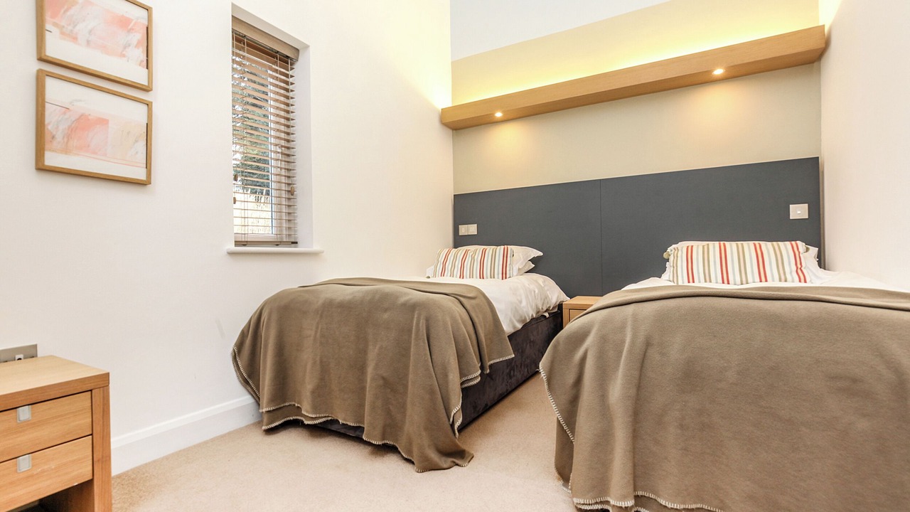 Photo of Others in Carnon Downs