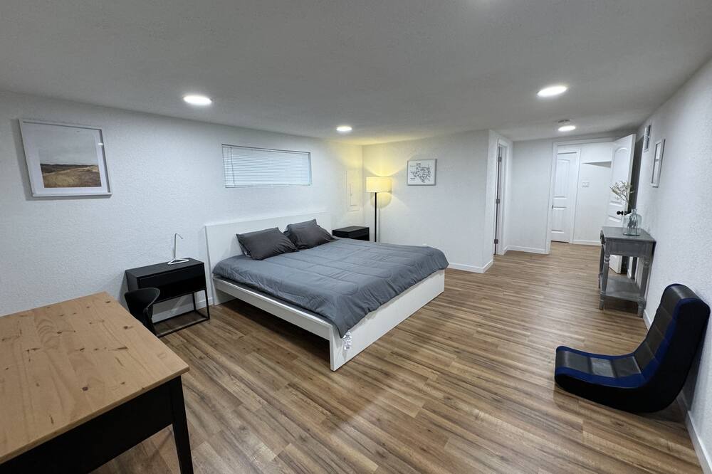 Photo of Bedroom in Handley