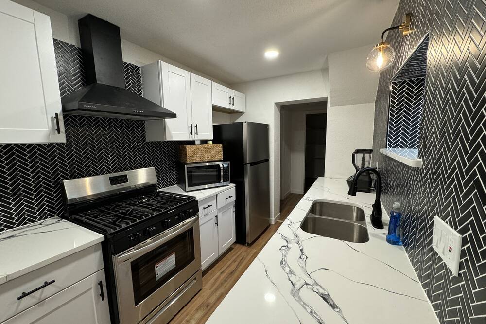 Photo of Kitchen in Handley