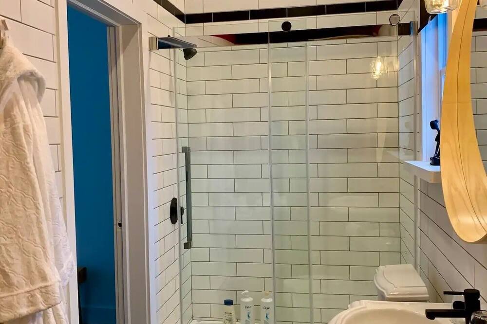 Photo of Bathroom in Codrington