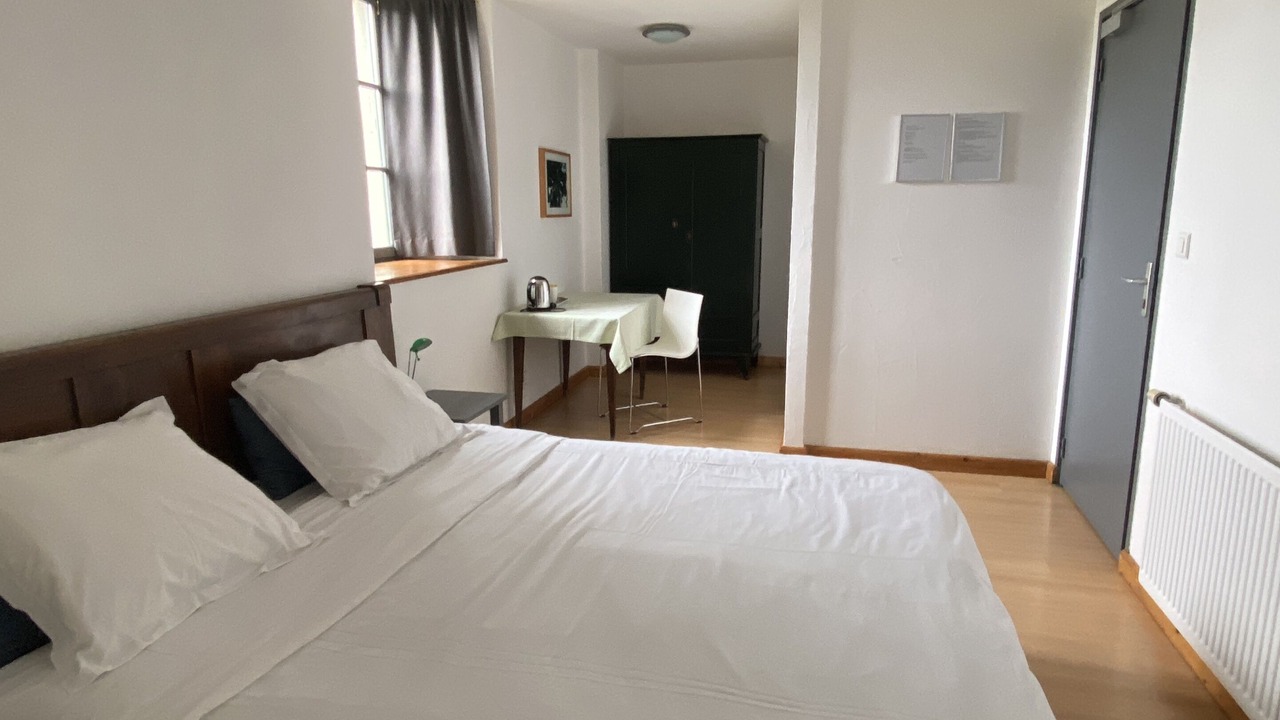 Photo of Bedroom in Pierre-Perthuis