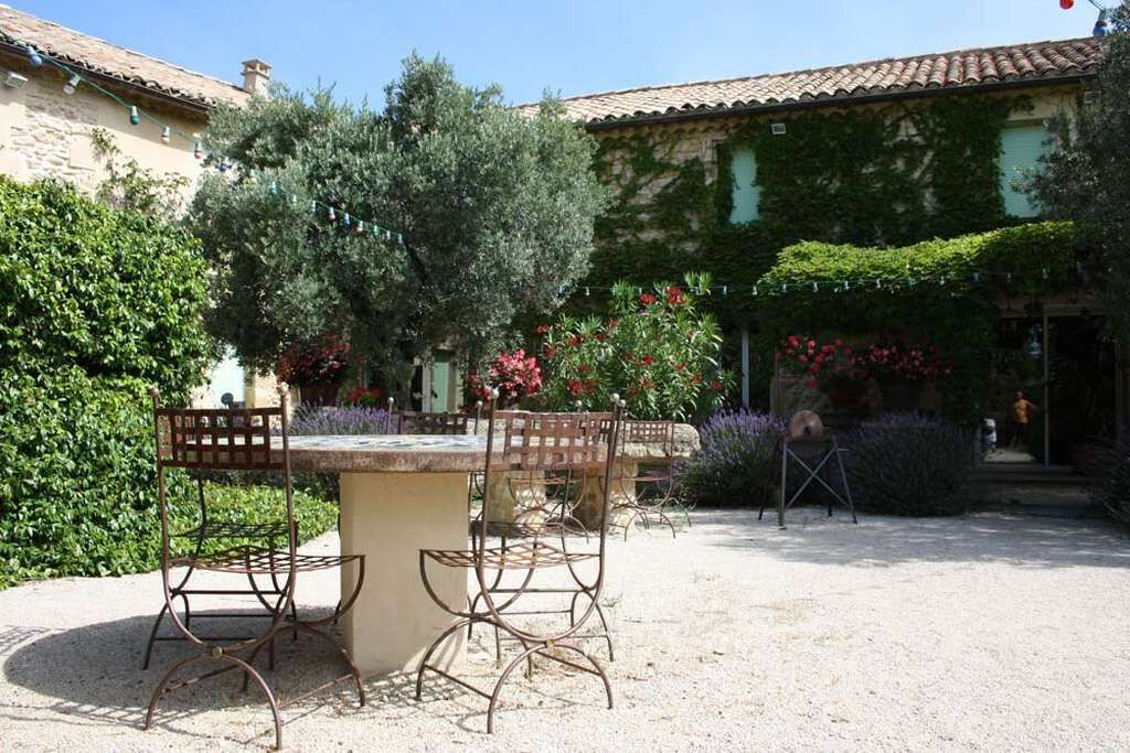 Photo of Outdoor in Serignan-du-Comtat