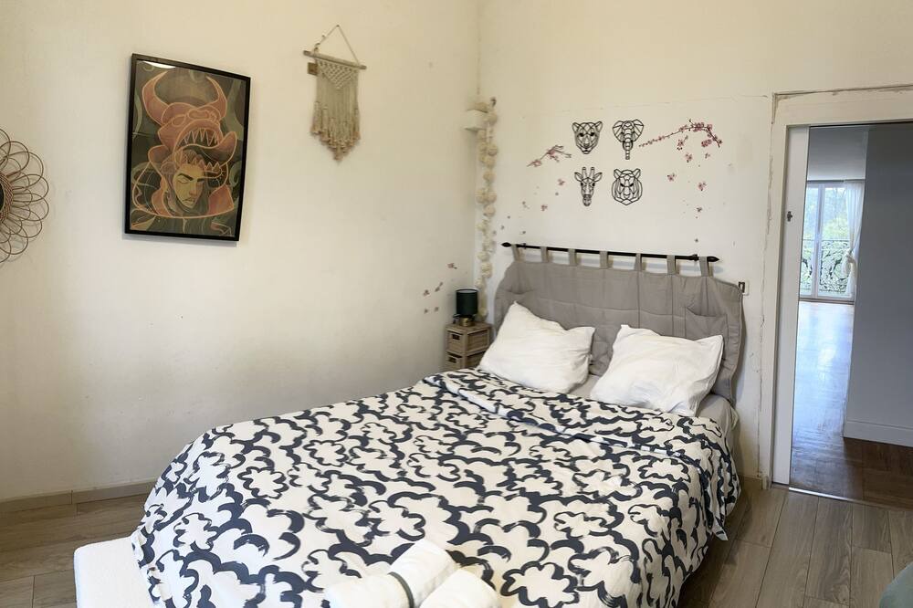 Photo of Bedroom in Estanove