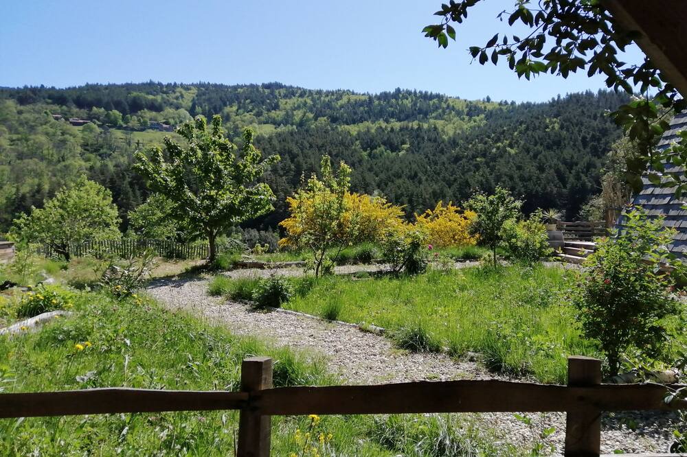 Photo of Outdoor in Saint-Andre-Capceze