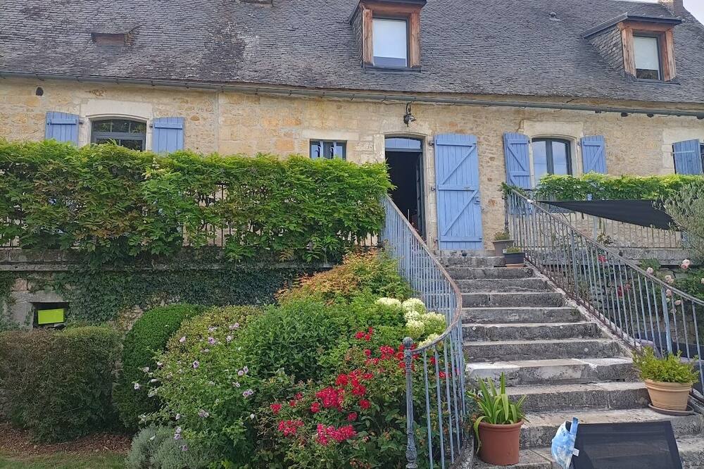 Photo of Outdoor in Salignac-Eyvignes