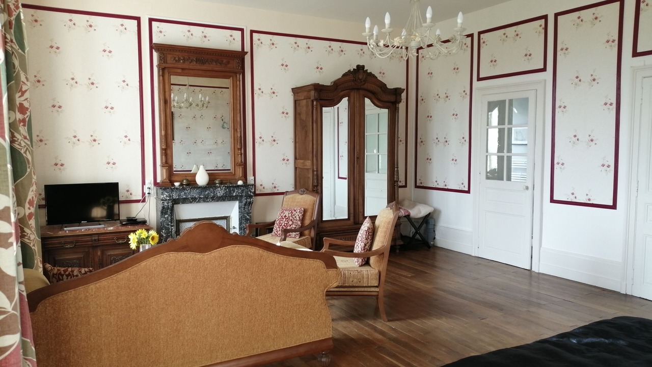 Photo of Bedroom in Chabanais