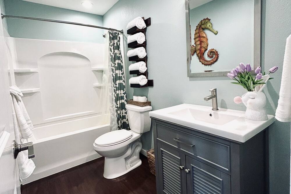 Photo of Bathroom in Long Mott
