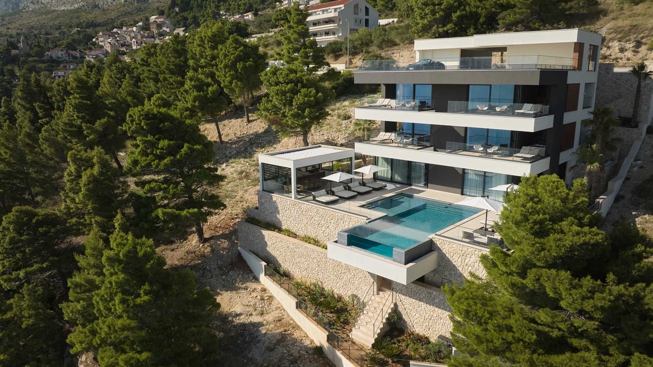 Photo of Outdoor in Mimice