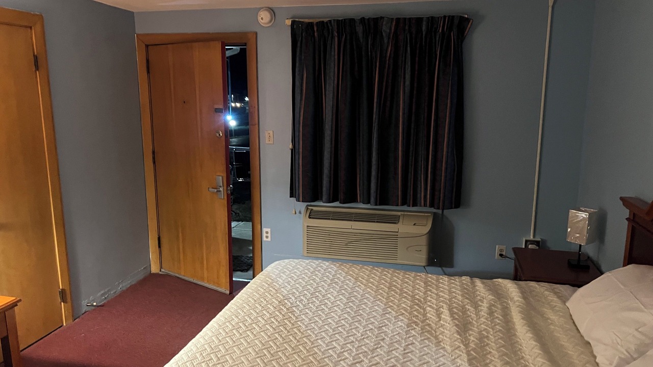 Photo of Bedroom in Racine